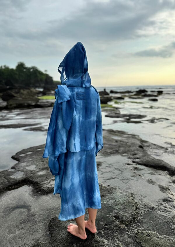 MAXI SCARF HOODIE BLUE INDIGO - immagine 3